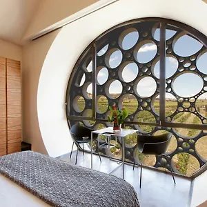 https://cava-and-hotel-mastinell.catalonia-hotels.com